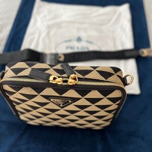 Symbole Messenger Bag